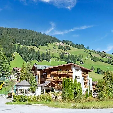 Flat Near Slopes Hotel Wildschoenau