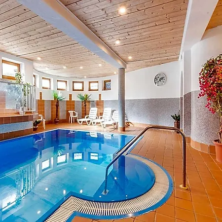 Hotel Flat Near Slopes 3*